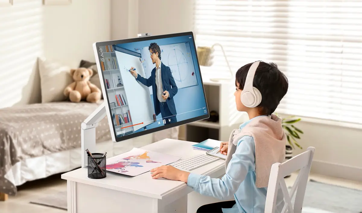 LG Columpio - 32U889SA-W